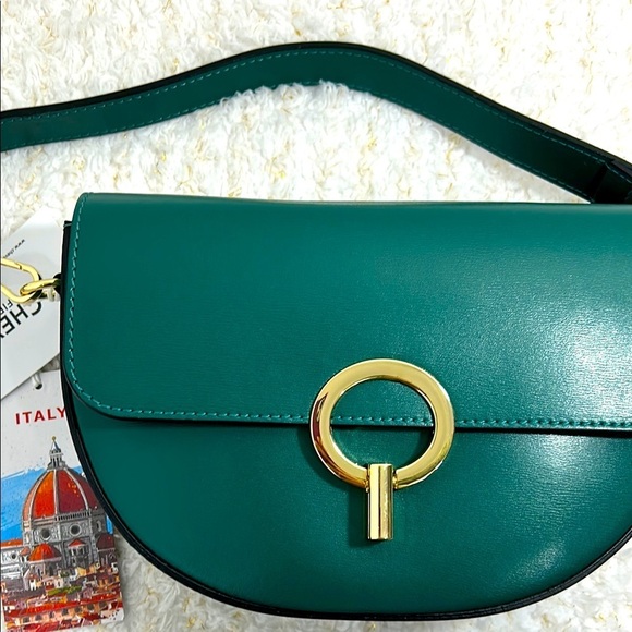 Elegant Green Leather Shoulder Bag - Picture 2 of 12